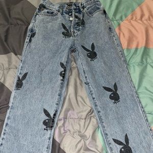 Play boy print denim